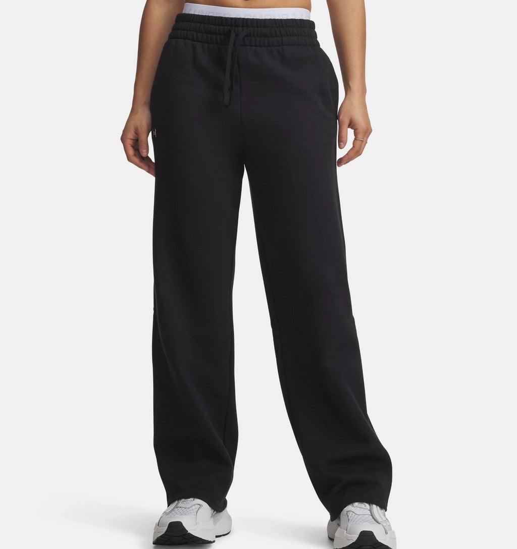 UA Rival en molleton
 Pantalon à coupe droite pour femmes